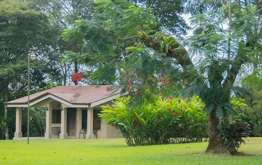 Villa Aeropuerto Arenal La Fortuna