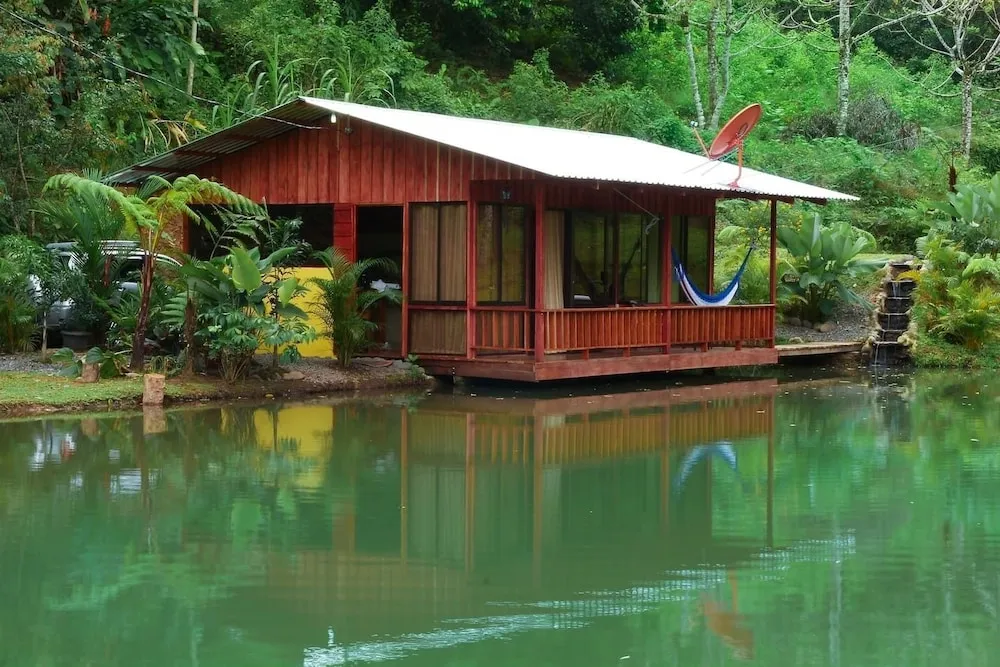 Cabañas del Lago Peñas Blancas