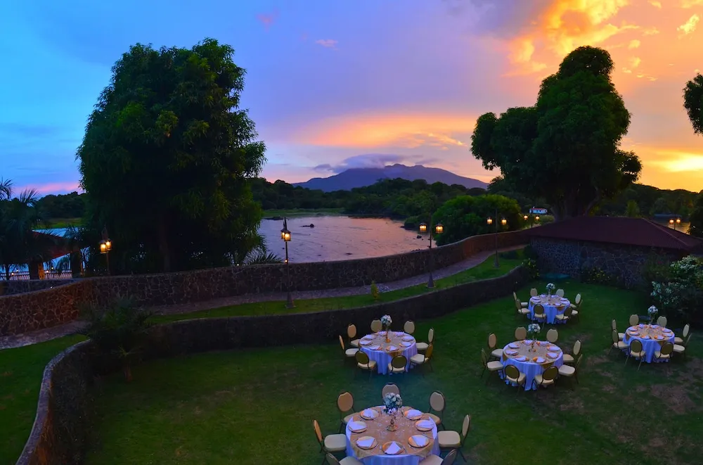 Hotel El Reith Lake Granada Nicaragua Granada