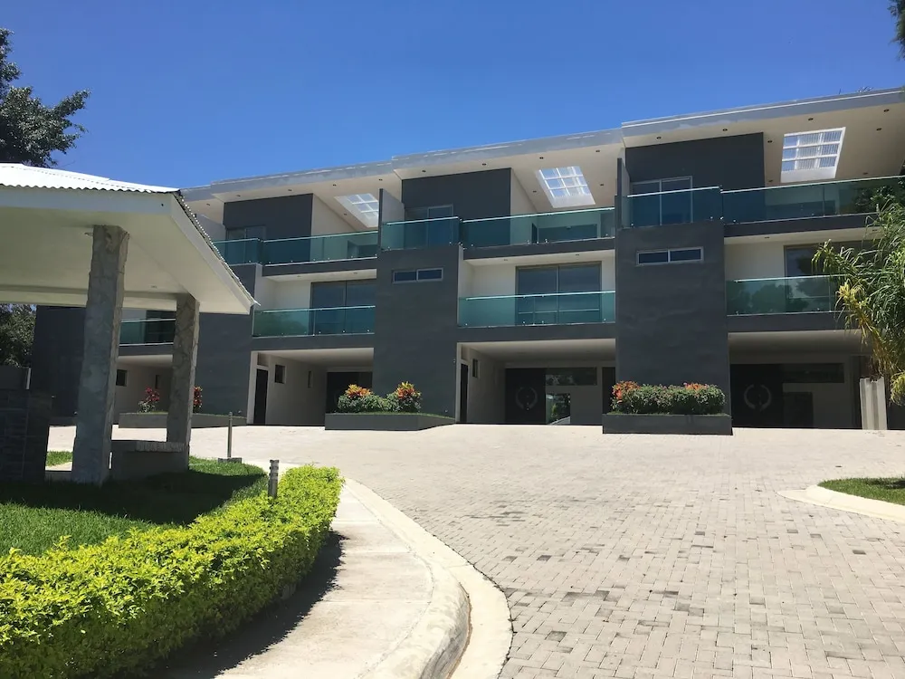 Las Yagrumas Condo Escazu San Rafael