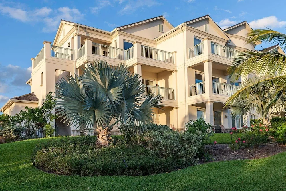 Grand Isle Resort and Residence Rokers Point Settlement