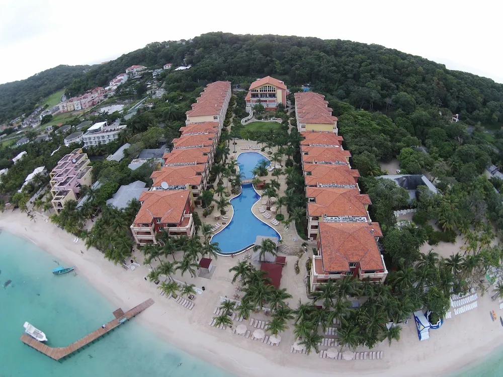 Infinity Bay Spa & Beach Resort Roatan