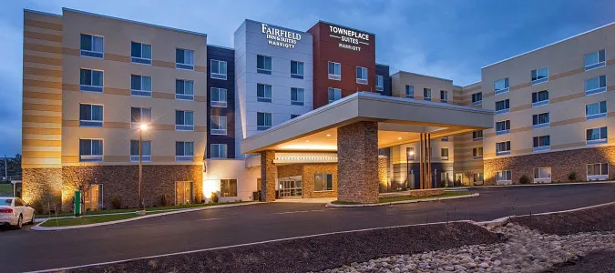 Fairfield Inn and Suites by Marriott Altoona Altoona