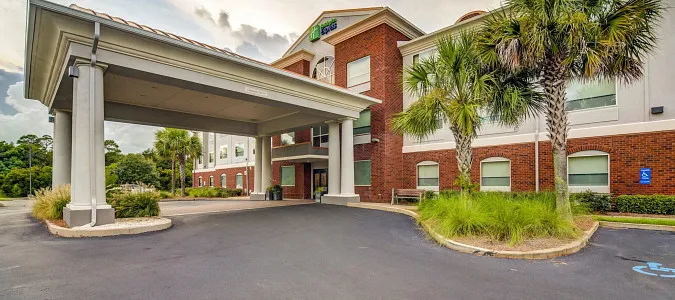 Holiday Inn Express & Suites FOLEY - N GULF SHORES Foley