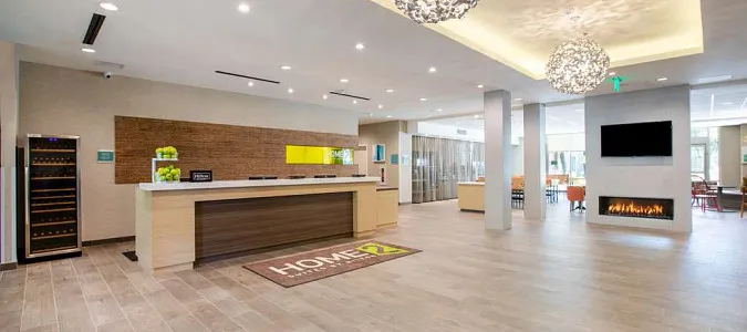 Home2 Suites by Hilton Carlsbad Carlsbad