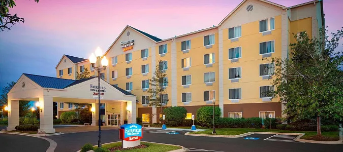 Fairfield Inn and Suites by Marriott Chicago Midway Airport Bedford Park