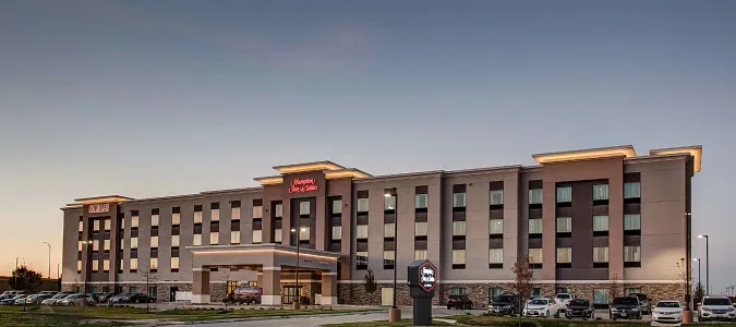 Hampton Inn & Suites-Wichita/Airport, KS Wichita