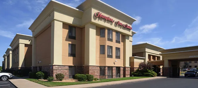 Hampton Inn & Suites Springfield Springfield