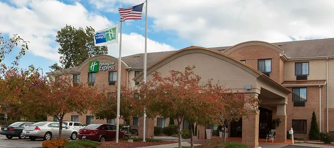 Holiday Inn Express & Suites CANTON Canton