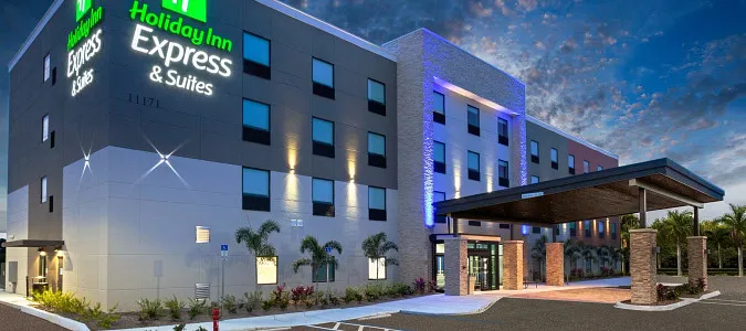 Holiday Inn Express & Suites FT MYERS BEACH-SANIBEL GATEWAY Fort Myers Beach