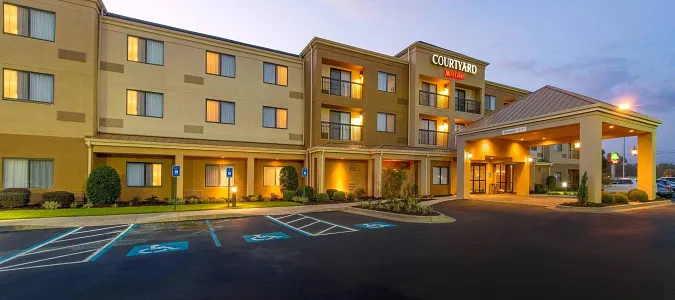 Courtyard by Marriott Albany Albany