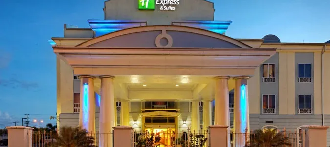 Holiday Inn Express & Suites TRINCITY TRINIDAD AIRPORT Trincity