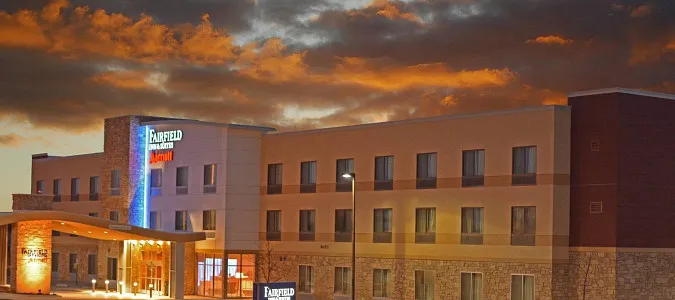 Fairfield Inn and Suites by Marriott Lincoln Southeast Lincoln