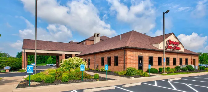 Hampton Inn & Suites Cleveland-Airport Middleburg Heights