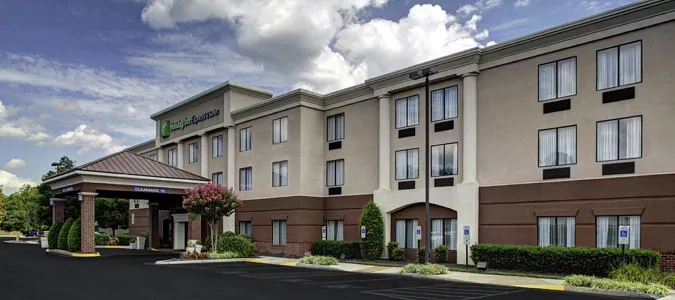 Holiday Inn Express & Suites RICHMOND NORTH ASHLAND Ashland