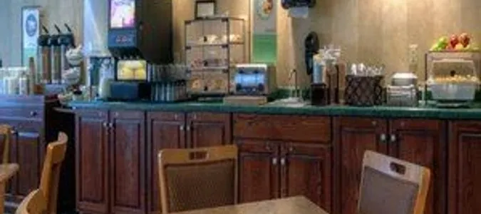 Country Inn Suites By Radisson, Waterloo, Ia Waterloo