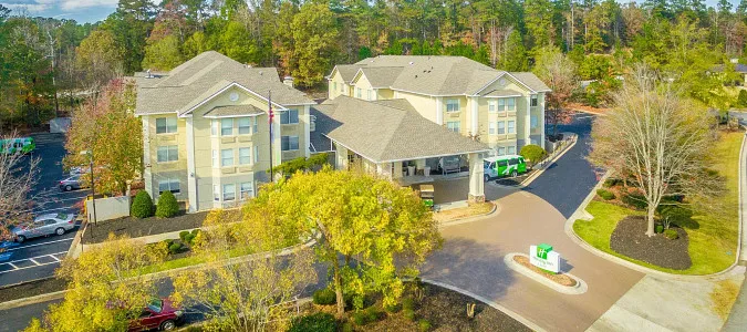 Holiday Inn & Suites PEACHTREE CITY Peachtree City