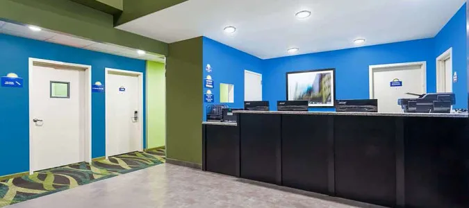 Days Inn & Suites by Wyndham Jamaica JFK Airport Jamaica