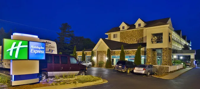 Holiday Inn Express MACKINAW CITY Mackinaw City