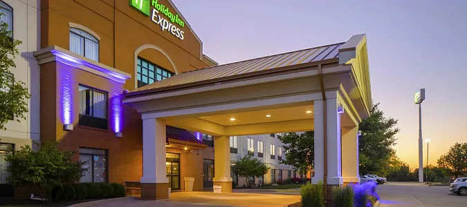 Holiday Inn Express BLOOMINGTON WEST Bloomington