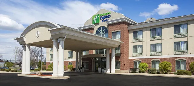 Holiday Inn Express & Suites KALAMAZOO Kalamazoo