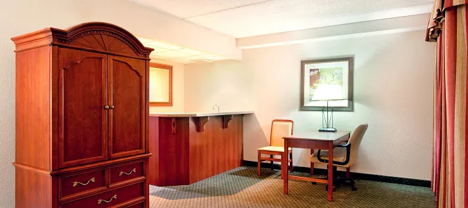 Holiday Inn Express MILWAUKEE-WEST MEDICAL CENTER Wauwatosa