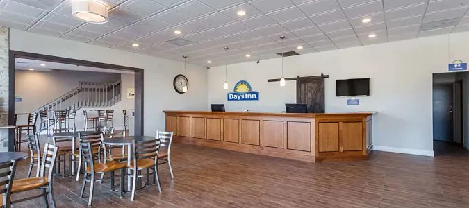 Days Inn & Suites by Wyndham Lancaster Amish Country Lancaster