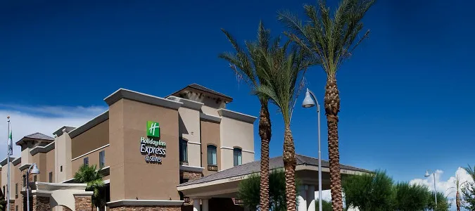 Holiday Inn Express & Suites PHOENIX - GLENDALE SPORTS DIST Glendale