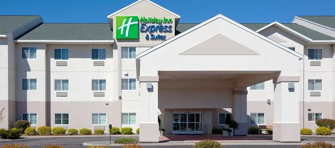 Holiday Inn Express & Suites STEVENS POINT Stevens Point