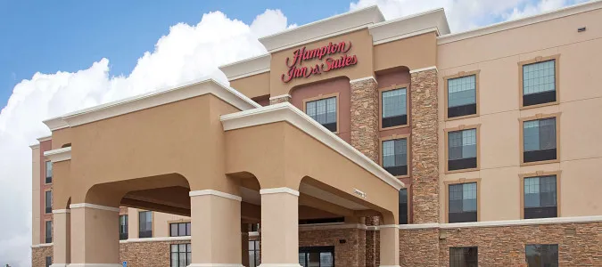 Hampton Inn & Suites Watertown, SD Watertown