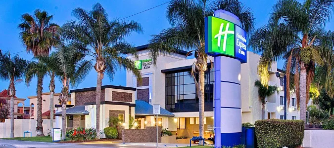 Holiday Inn Express & Suites COSTA MESA Costa Mesa