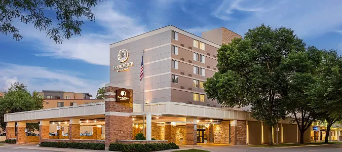 DoubleTree by Hilton Madison Madison