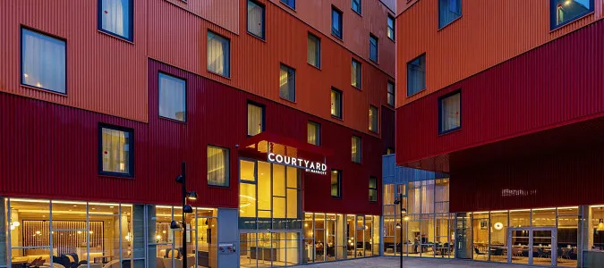 Courtyard by Marriott Paris Charles de Gaulle Central Airport Roissy-en-France