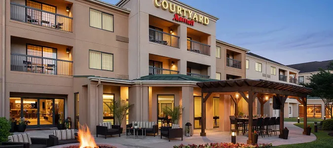 Courtyard by Marriott Greenville Greenville