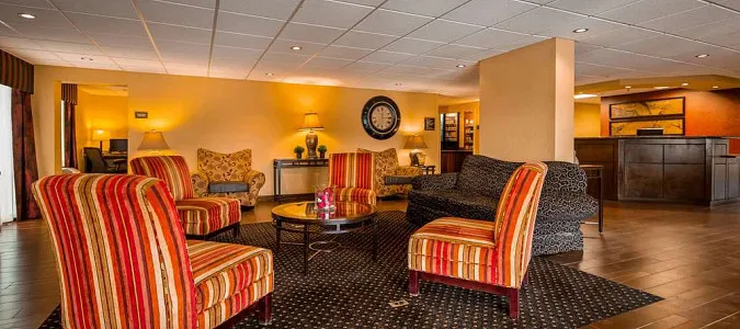 Best Western Plus Parkway Hotel Alton