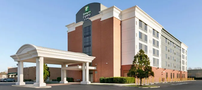 Holiday Inn Express & Suites NORFOLK AIRPORT Norfolk