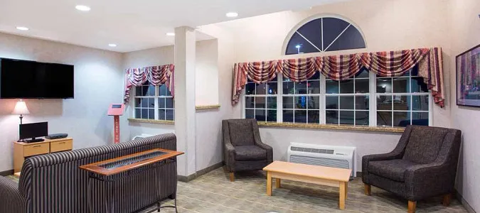 Microtel Inn & Suites by Wyndham Plattsburgh Plattsburgh