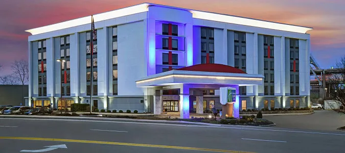 Holiday Inn Express & Suites CINCINNATI RIVERFRONT Covington