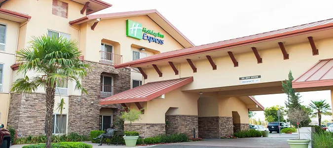 Holiday Inn Express & Suites TURLOCK-HWY 99 Turlock