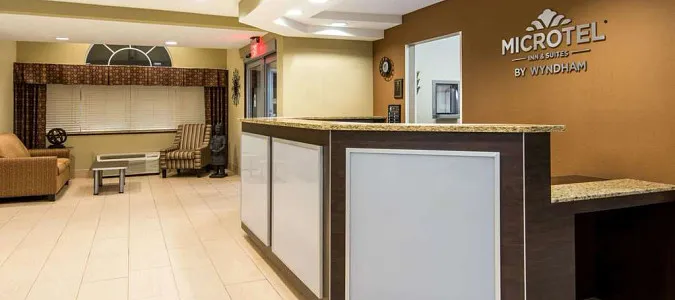 Microtel Inn & Suites by Wyndham North Canton North Canton