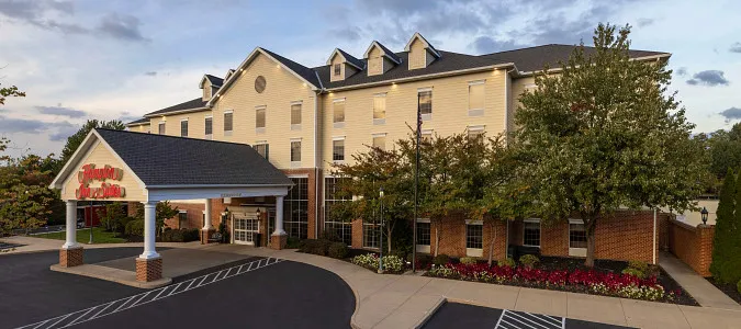 Hampton Inn & Suites State College at Williamsburg Sq State College