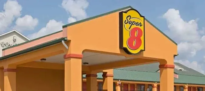 Super 8 by Wyndham Covington Covington