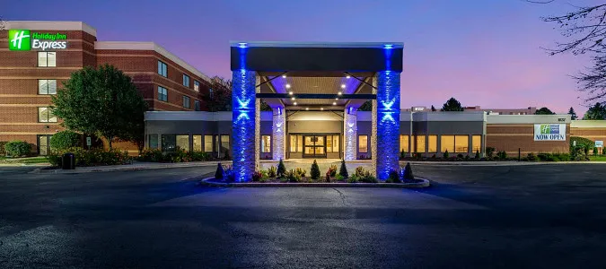 Holiday Inn Express NAPERVILLE Naperville