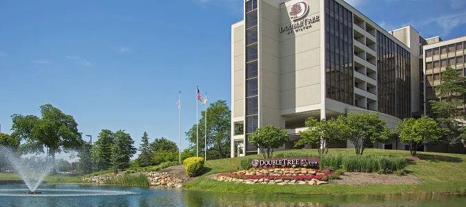 DoubleTree by Hilton Chicago - Oak Brook Oak Brook