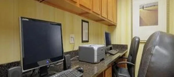 Country Inn Suites By Radisson, Toledo South, Oh Rossford