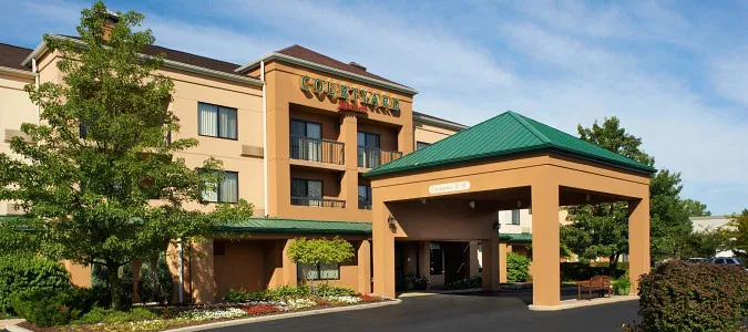 Courtyard by Marriott Toledo Maumee Arrowhead Maumee