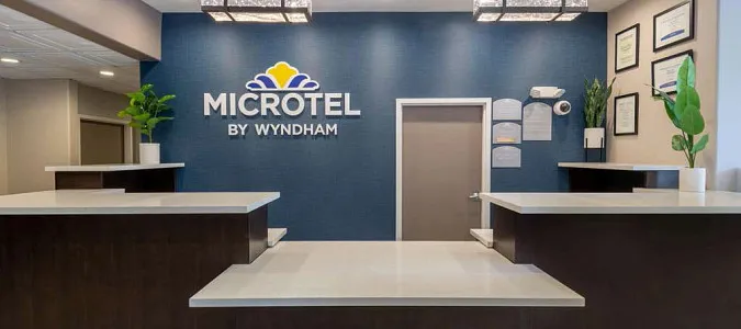 Microtel Inn & Suites by Wyndham Tracy Tracy