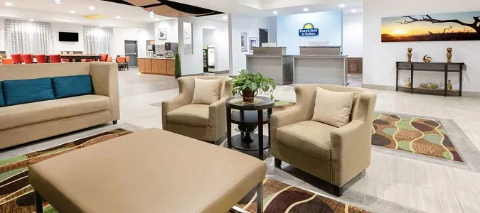 Days Inn & Suites by Wyndham Lubbock Medical Center Lubbock